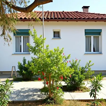 Siesta Gr Holiday home Palaiontsiflikion